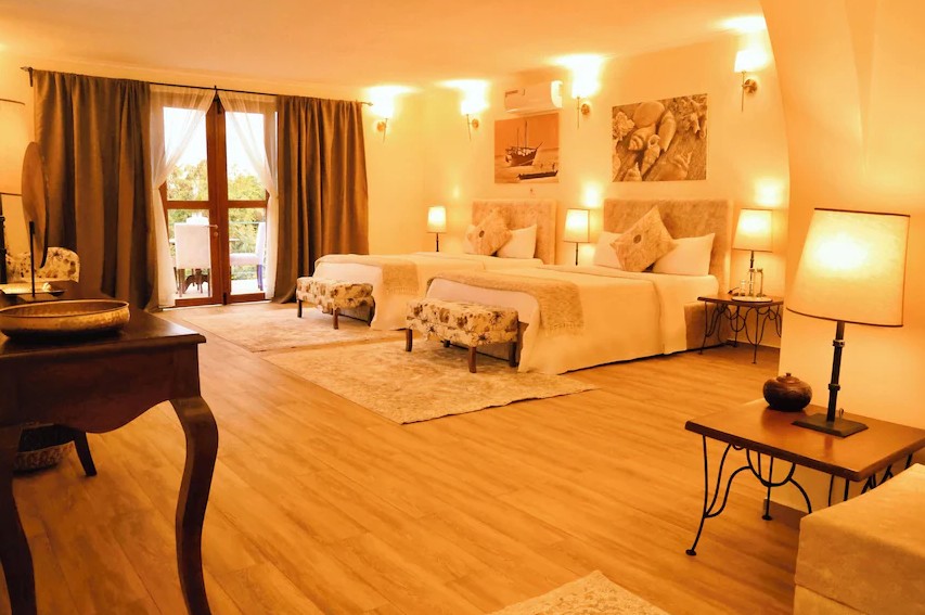 Pink Flamingo Hotel Moshi